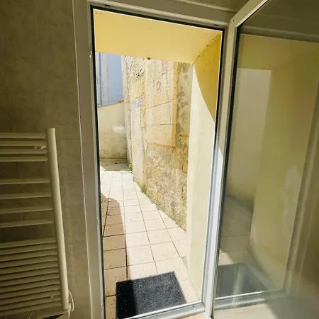 Avec Cour Privée Appartamento *